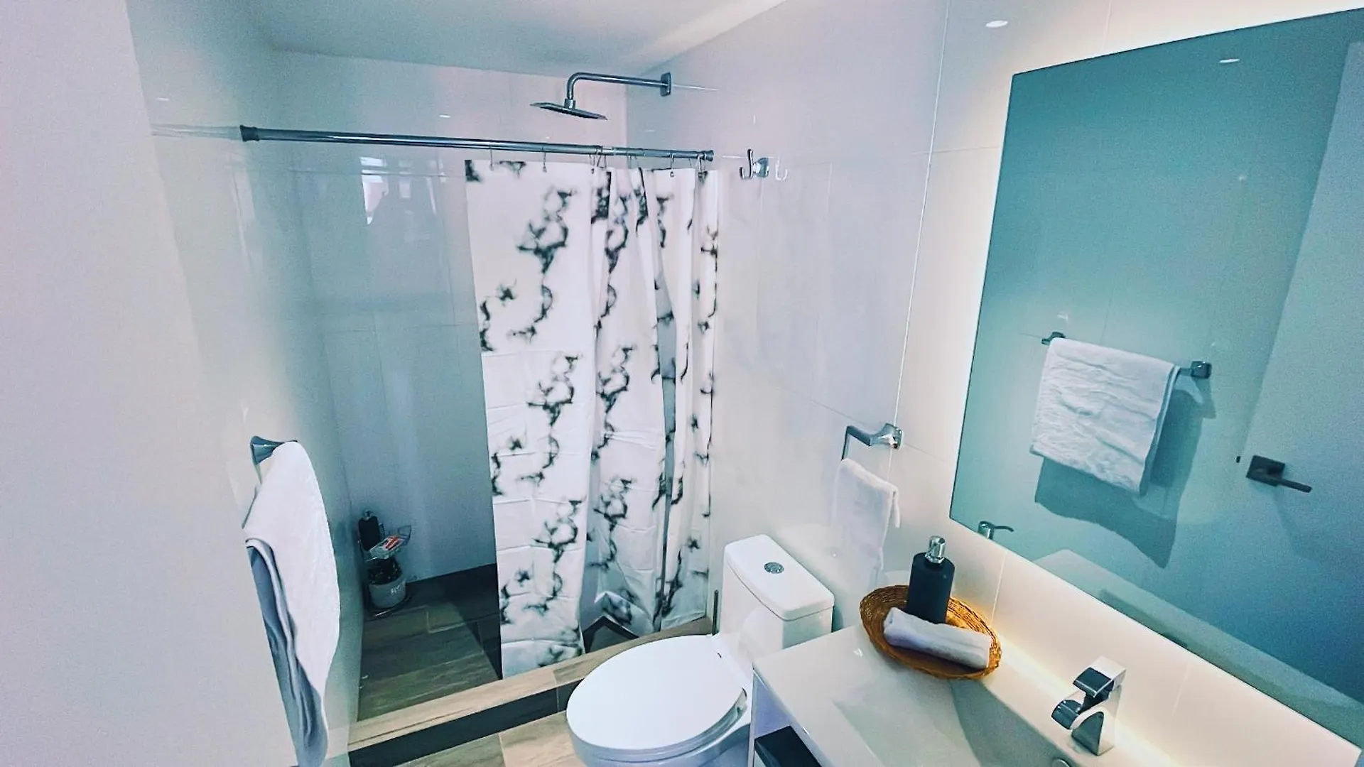 Apartamento Centro De La Ciudad De Guatemala, Zona 10 Edificio Airali Apartment Guatemala City